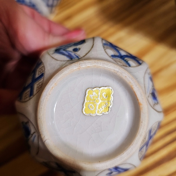 Vintage 1970's Japanese Otagiri OMC blue and white floral tea set - Picture 3 of 7